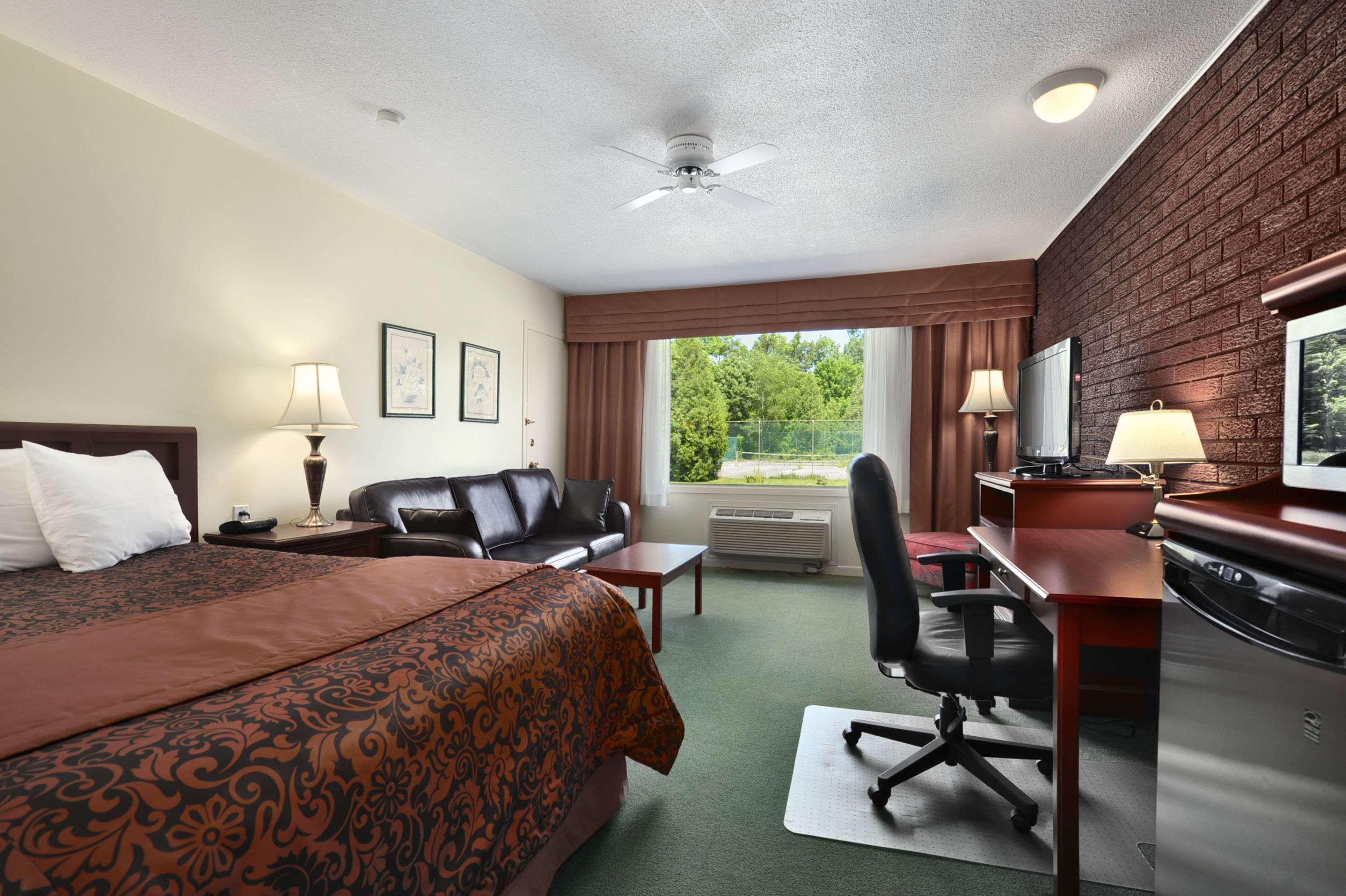 Travelodge By Wyndham Simcoe Eksteriør bilde