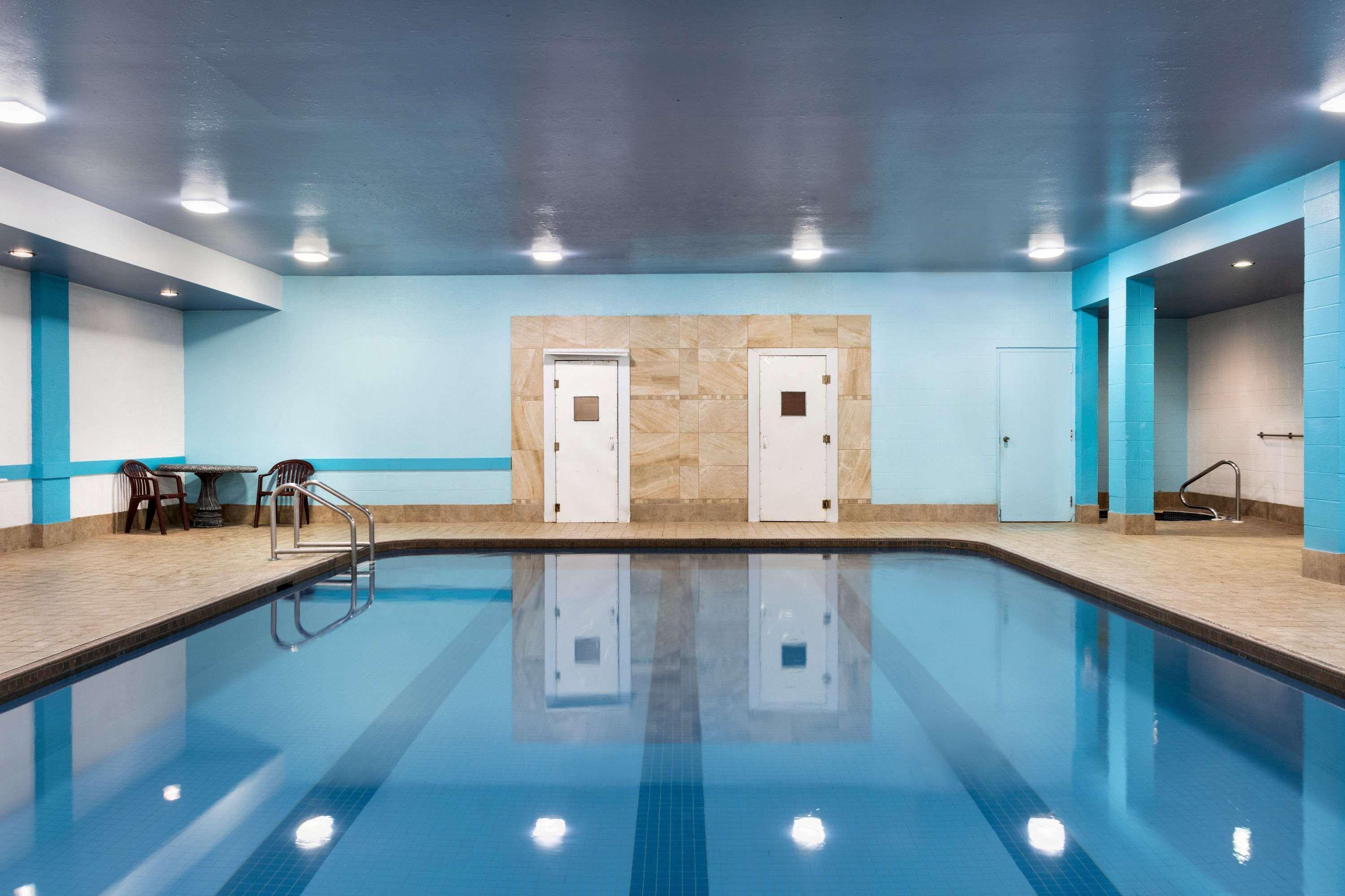 Travelodge By Wyndham Simcoe Eksteriør bilde